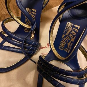 Size 7. Never worn. Brand new.royal blue high heels with comfort soles